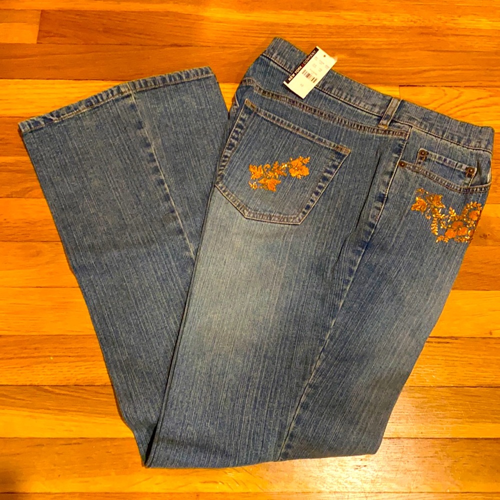 NY&CO embellished Bootleg (wide bottom) Jeans